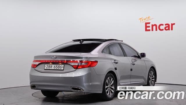 Hyundai Grandeur HG Luxury, 2011 2