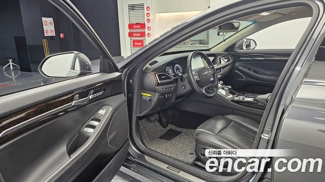 Genesis G90 Luxury, 2019 11