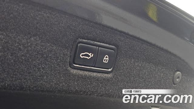 Genesis G90 Luxury, 2019 20