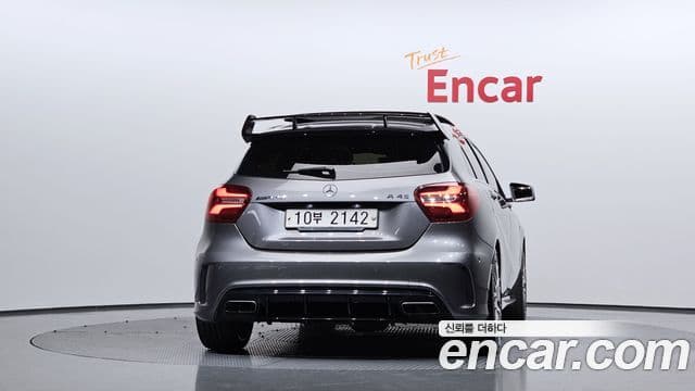 Mercedes-Benz A-класс W176 A45 AMG 4MATIC, 2018 4
