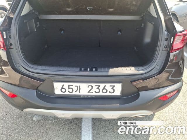 Kia Stonic Deluxe, 2018 4