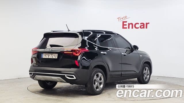 Kia Seltos Trendy, 2023 2