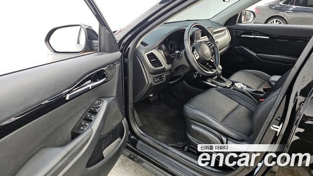 Kia Seltos Trendy, 2023 10