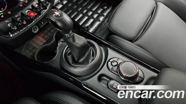 Mini Cooper 클럽맨 2세대, 2019 9
