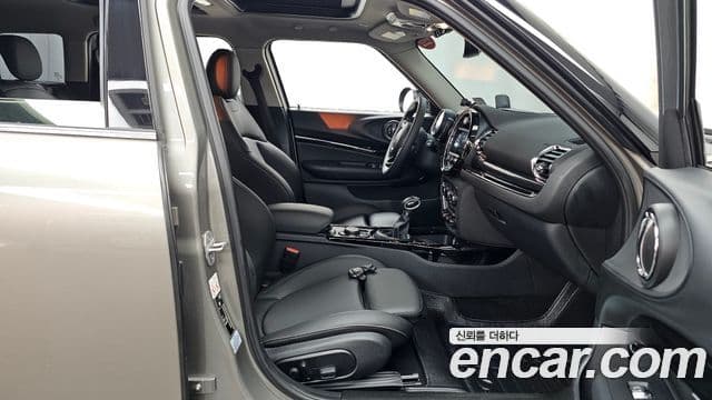 Mini Cooper 클럽맨 2세대, 2019 11