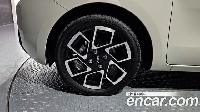 Kia The / новый New Kia Ray Signature, 2023 все фото