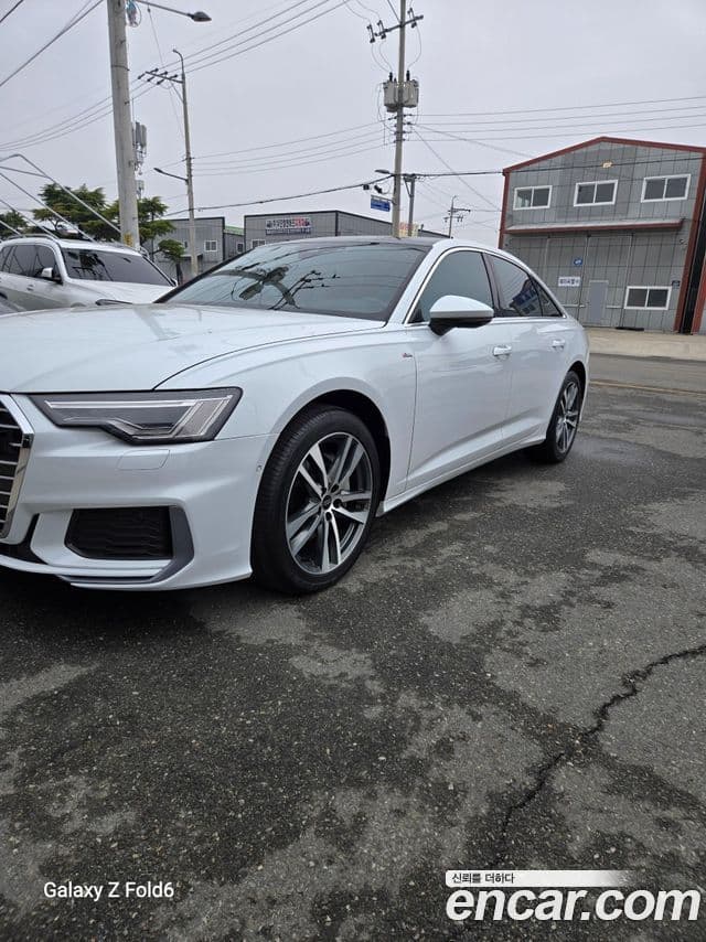 Audi A6 (C8) Premium, 2022 1