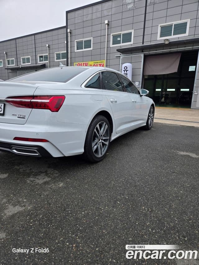 Audi A6 (C8) Premium, 2022 2