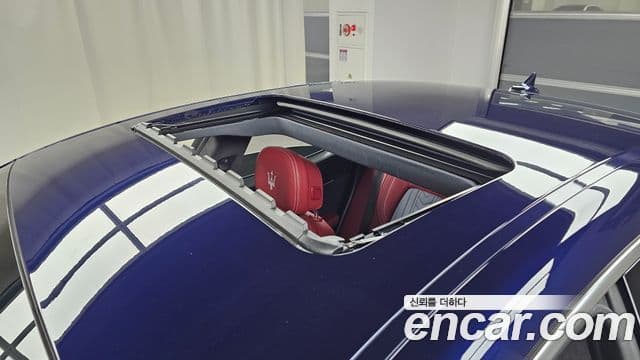 Maserati 기블리 3세대, 2021 19