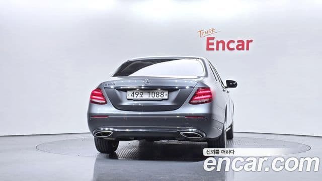 Mercedes-Benz E-класс W213 Avantgarde, 2017 4