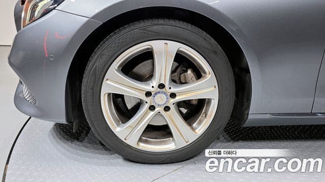 Mercedes-Benz E-класс W213 Avantgarde, 2017 все фото