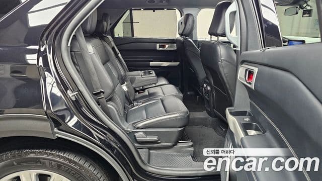 Ford Explorer 6세대, 2021 12