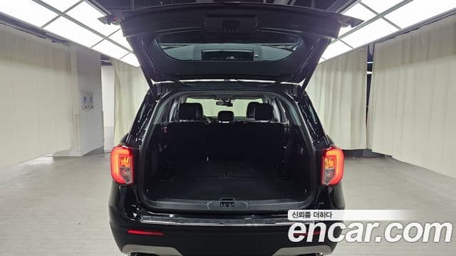 Ford Explorer 6세대, 2021 20