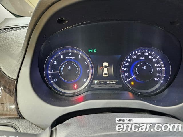 Hyundai Grandeur HG Exclusive, 2014 13