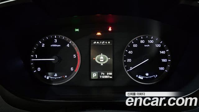 Hyundai 쏠라티 лимузин, 2020 8