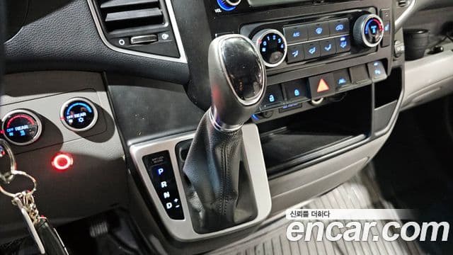 Hyundai 쏠라티 лимузин, 2020 9