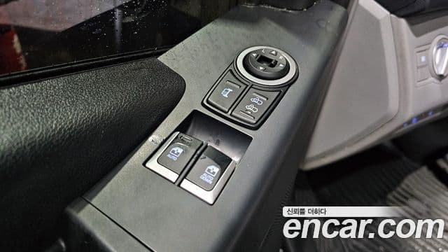 Hyundai 쏠라티 лимузин, 2020 14