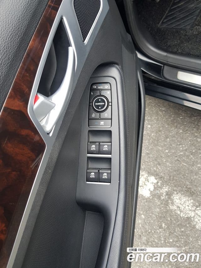 Hyundai Genesis DH Modern, 2014 6