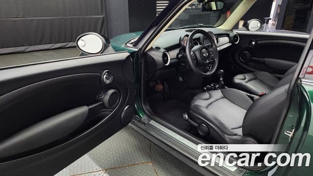 Mini Cooper D 클럽맨 1세대, 2014 11