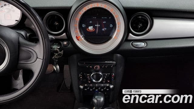 Mini Cooper D 클럽맨 1세대, 2014 16