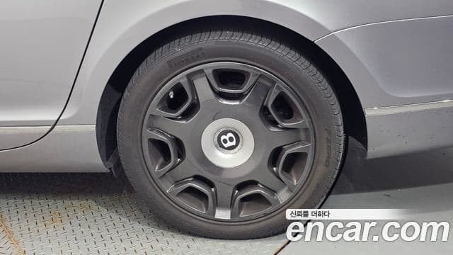 Bentley Flying Spur 1세대, 2009 все фото