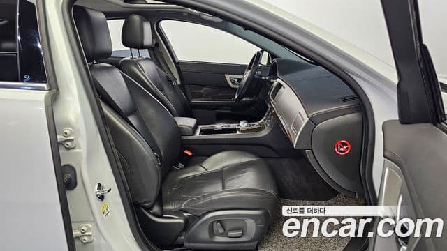 Jaguar New XF X250, 2015 10