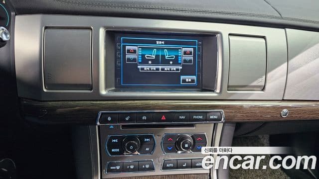 Jaguar New XF X250, 2015 14