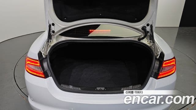 Jaguar New XF X250, 2015 20