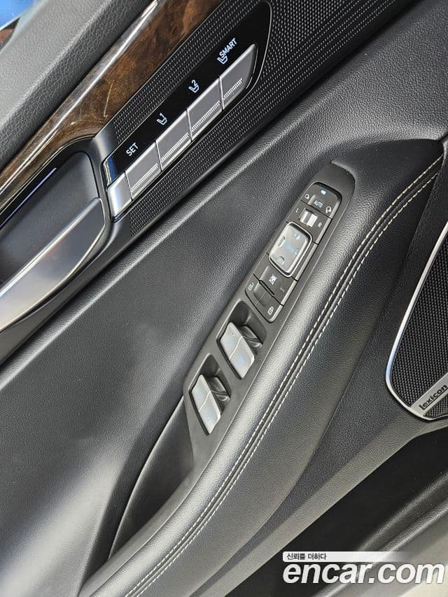 Genesis G90 Luxury, 2019 10