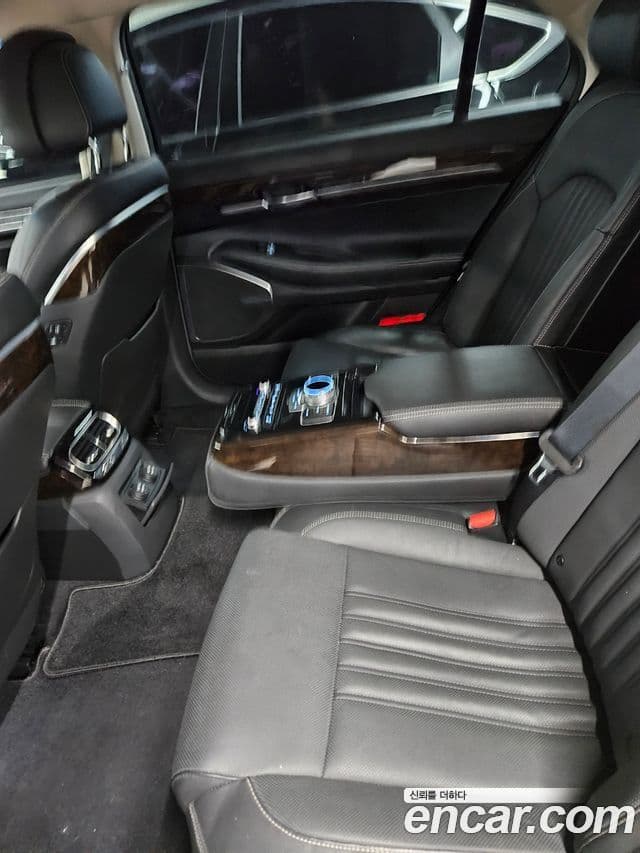 Genesis G90 Luxury, 2019 11