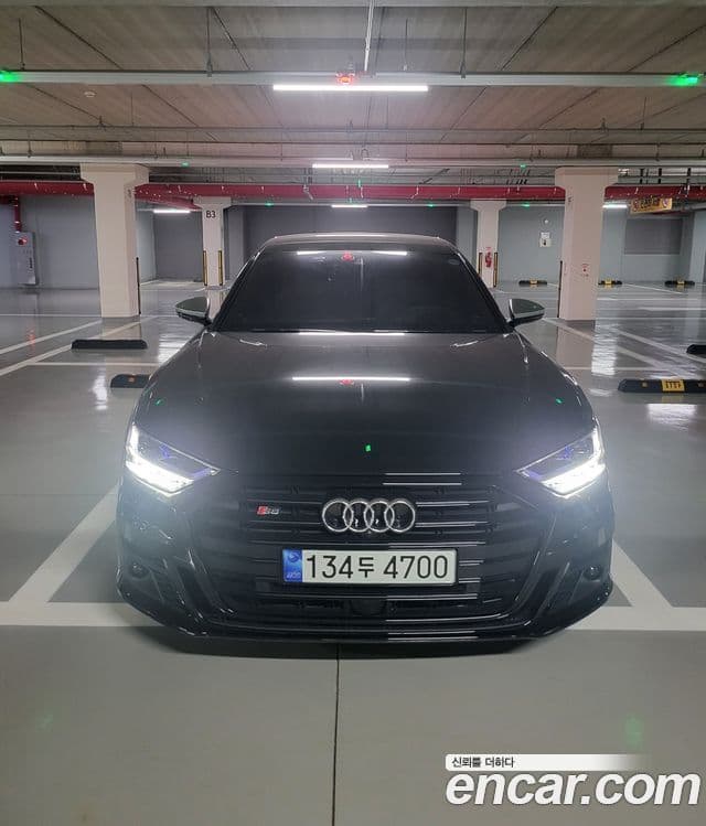 Audi S8 (D5) 4.0 TFSI Quattro LWB, 2021 6