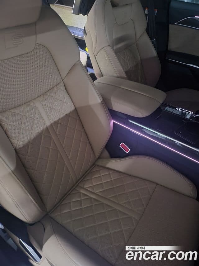 Audi S8 (D5) 4.0 TFSI Quattro LWB, 2021 19