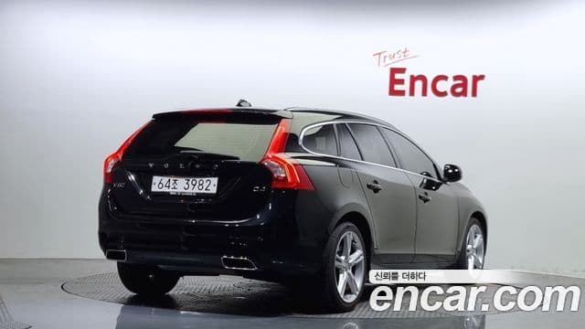 Volvo V60 1세대, 2017 2