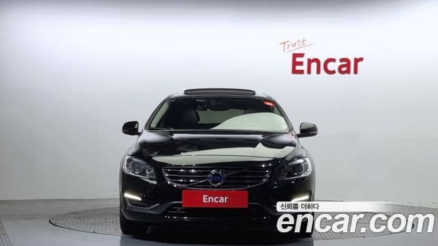 Volvo V60 1세대, 2017 3