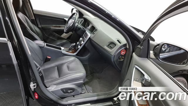 Volvo V60 1세대, 2017 10