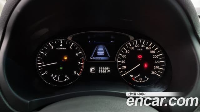 Nissan 알티마 L33, 2016 8