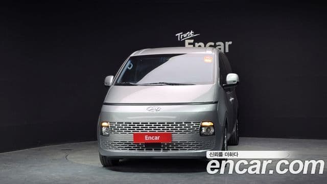 Hyundai Staria Modern, 2022 3