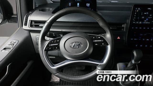 Hyundai Staria Modern, 2022 13