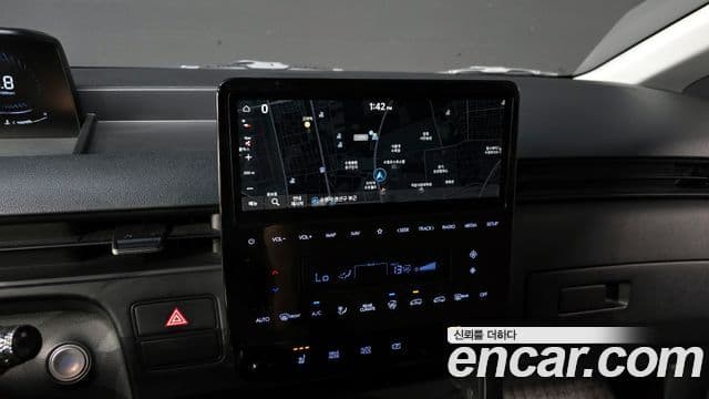 Hyundai Staria Modern, 2022 14