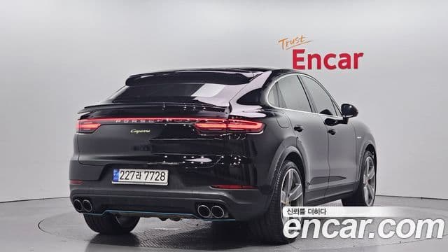 Porsche Cayenne (PO536) 3.0 E-гибрид купе, 2020 2