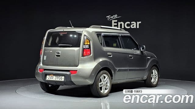 Kia Soul Safety, 2010 2