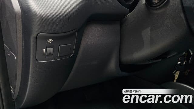 Kia Soul Safety, 2010 16