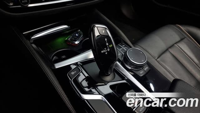 BMW 5시리즈 (G30) Luxury, 2018 9