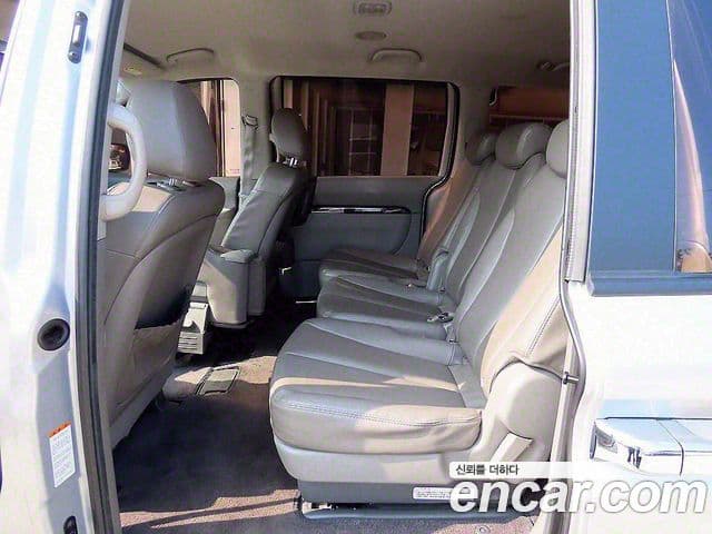 Kia Carnival R New Carnival лимузин GLX, 2011 6