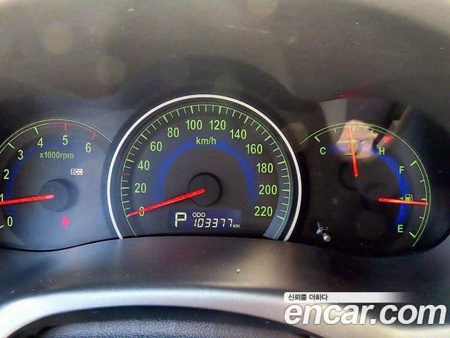 Kia Carnival R New Carnival лимузин GLX, 2011 9