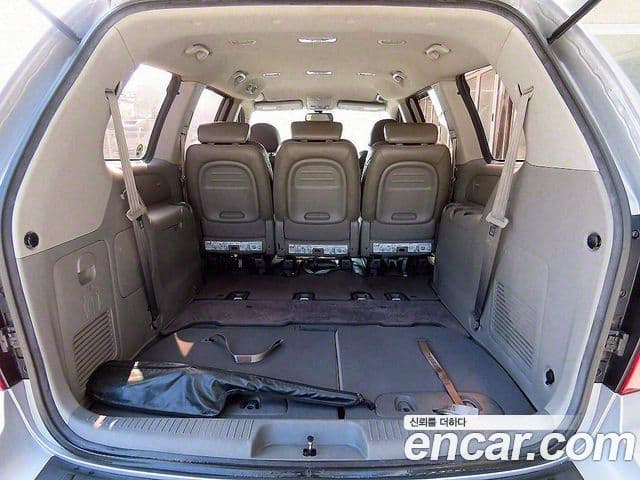 Kia Carnival R New Carnival лимузин GLX, 2011 18
