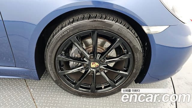 Porsche 718 Boxster, 2017 все фото