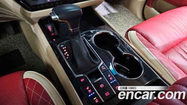 Kia The / новый New Carnival бензин 9인승 High Limousine(компания по спецнадстройкам), 2019 9