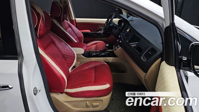 Kia The / новый New Carnival бензин 9인승 High Limousine(компания по спецнадстройкам), 2019 10