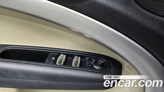 Mini Cooper D Countryman 1세대, 2014 19